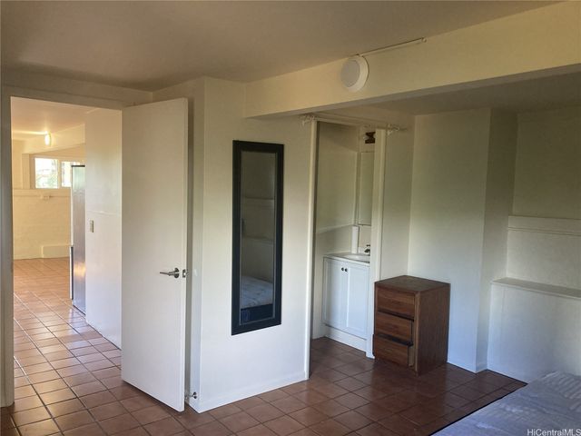 99-633 Aiea Heights Drive, Aiea, HI 96701