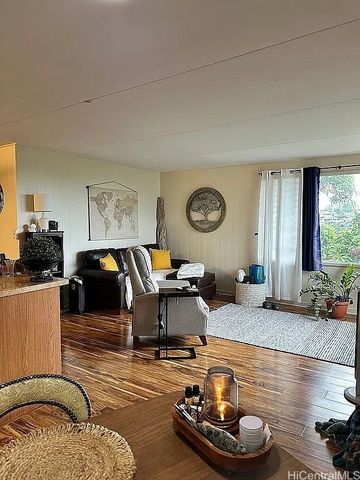 99-633 Aiea Heights Drive, Aiea, HI 96701