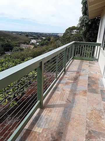 99-633 Aiea Heights Drive, Aiea, HI 96701