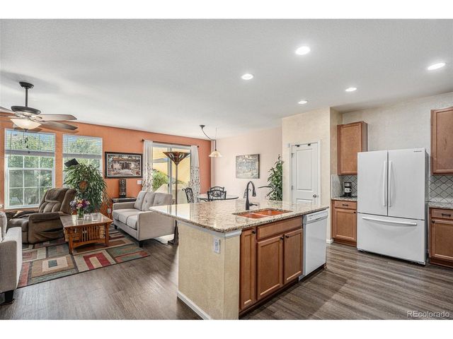 3146 Hawthorne Ln, Dacono, CO 80514