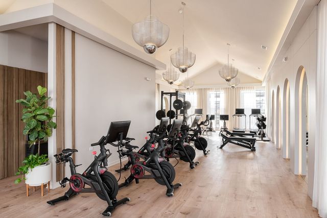 8021 W Belmont Avenue 202, River Grove, IL 60171