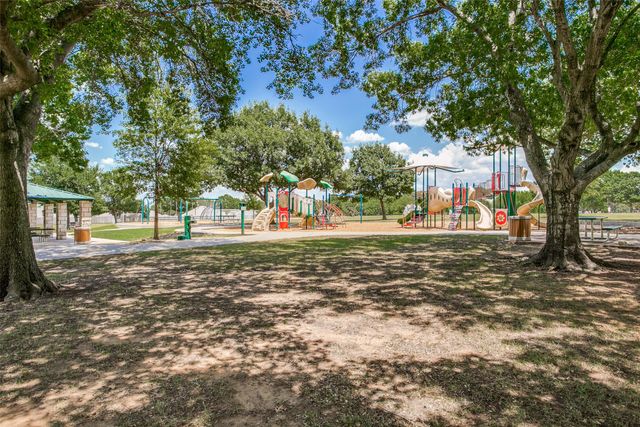 3107 Sweet Briar Street, Grapevine, TX 76051