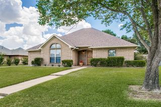 3107 Sweet Briar Street, Grapevine, TX 76051