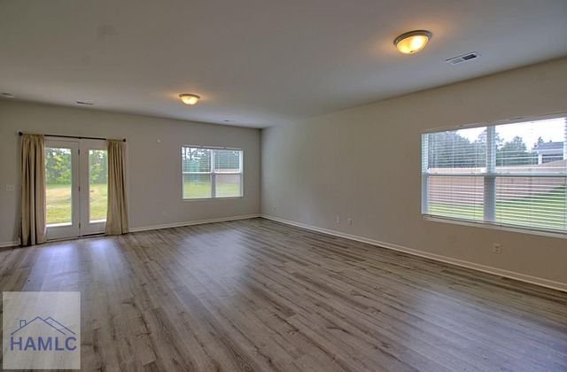 56 Enclave Way NE, Ludowici, GA 31316