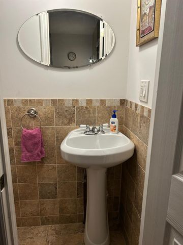 117-21 202 Street, Saint Albans, NY 11412