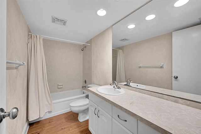 428 NW 70th Avenue 140, Plantation, FL 33317