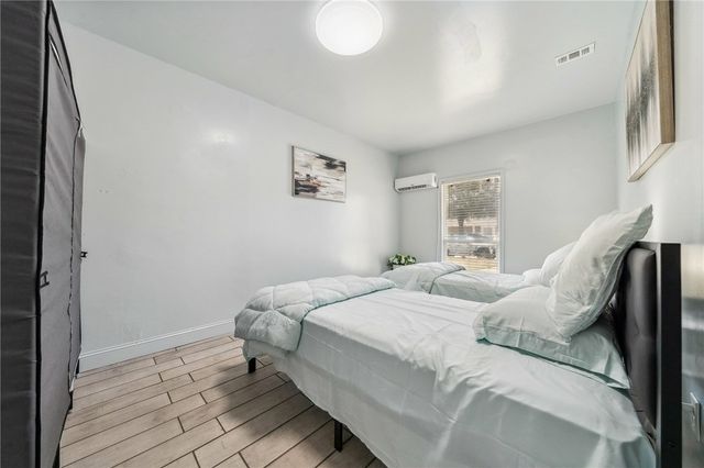 1004 Dominik Drive, College Station, TX 77840