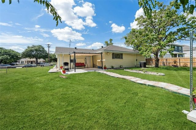 1004 Dominik Drive, College Station, TX 77840
