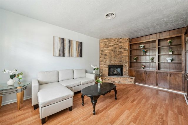 1004 Dominik Drive, College Station, TX 77840