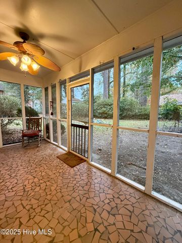 903 E Woodlawn Drive, Williamston, NC 27892