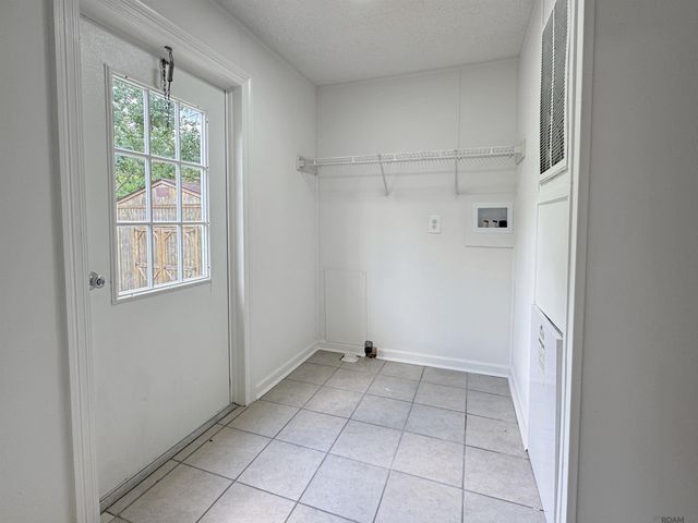 32230 Tuck Ln, Denham Springs, LA 70706