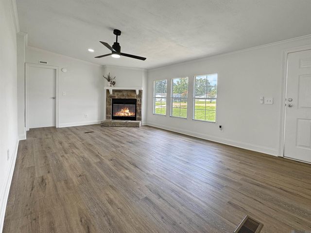 32230 Tuck Ln, Denham Springs, LA 70706