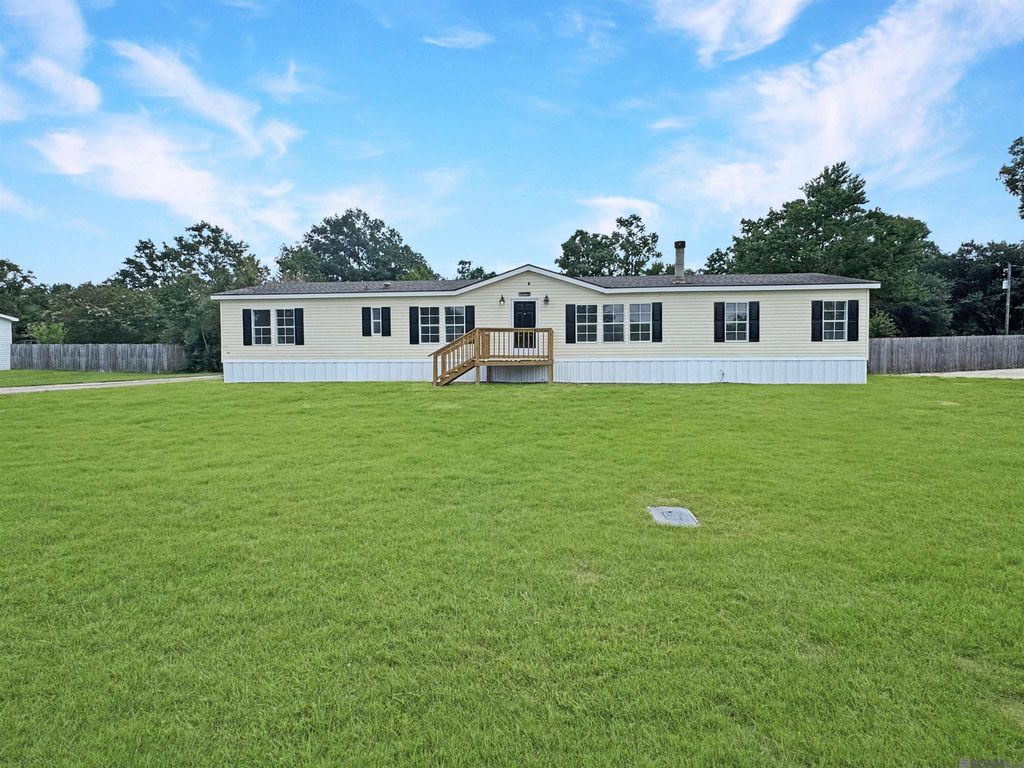 32230 Tuck Ln, Denham Springs, LA 70706