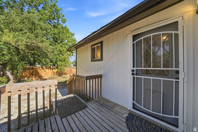 7472 S SILVER CIR, West Jordan, UT 84084