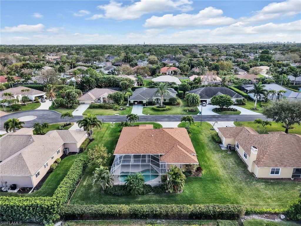 2033 Teagarden LN, NAPLES, FL 34110 — photo 4