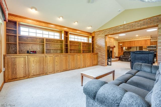 124 Alber Drive, Medina, OH 44256