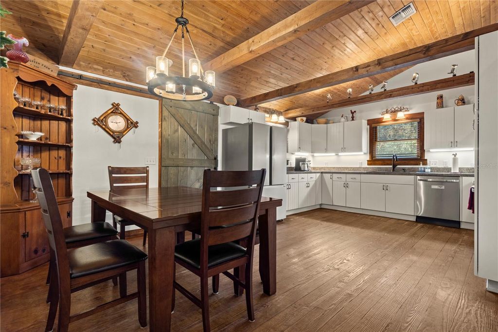 Image 16 of property listing at 4292 SW 73 TRAIL, Bushnell, FL 33513