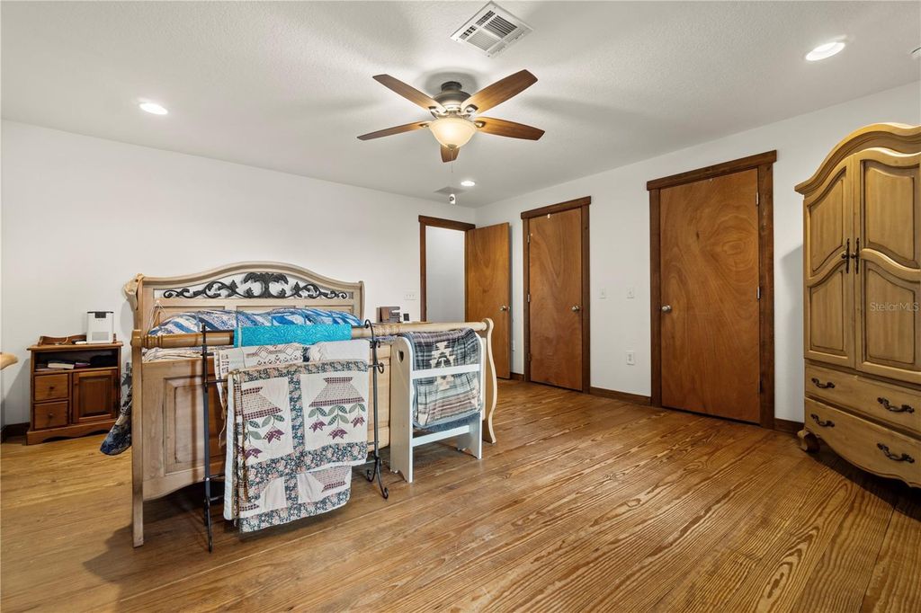 Image 30 of property listing at 4292 SW 73 TRAIL, Bushnell, FL 33513