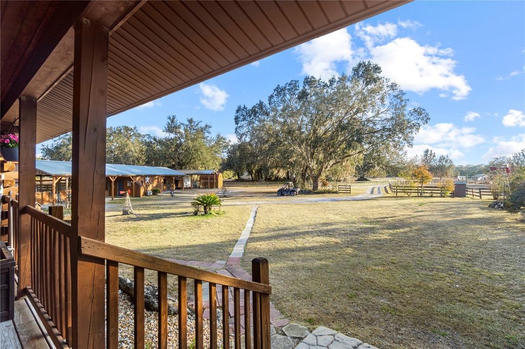 Image 6 of property listing at 4292 SW 73 TRAIL, Bushnell, FL 33513