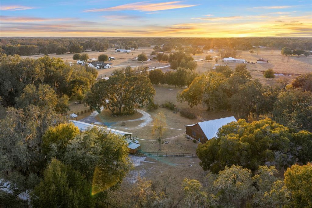 Image 87 of property listing at 4292 SW 73 TRAIL, Bushnell, FL 33513