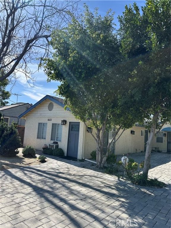 6633 Radford, North Hollywood (los Angeles), CA 91606