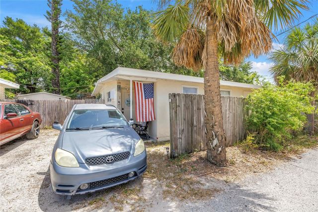 110 NE MONROE CIRCLE N, St Petersburg, FL 33702