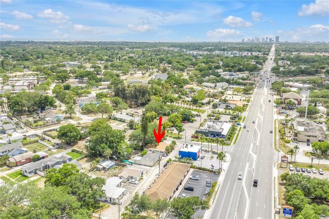 110 NE MONROE CIRCLE N, St Petersburg, FL 33702