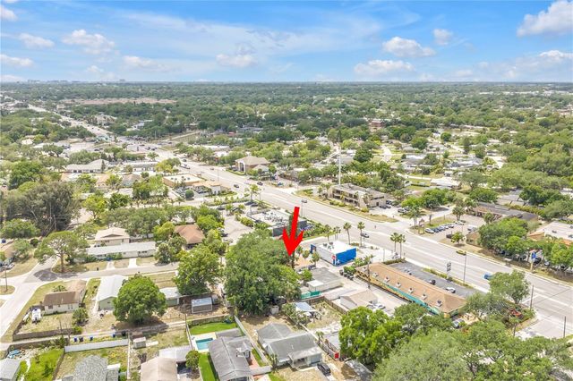 110 NE MONROE CIRCLE N, St Petersburg, FL 33702