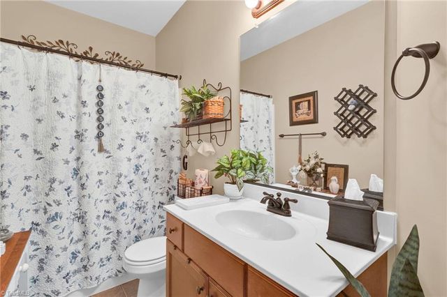 1602 Preston Woods Drive, Winston-salem, NC 27127