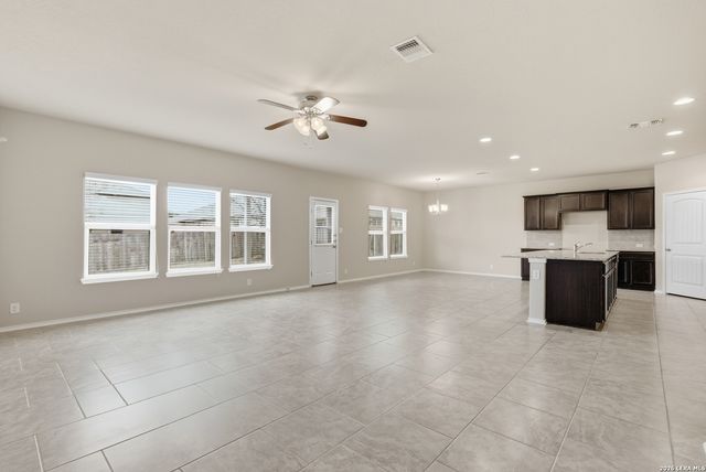 105 Blaze Moon, Cibolo, TX 78108