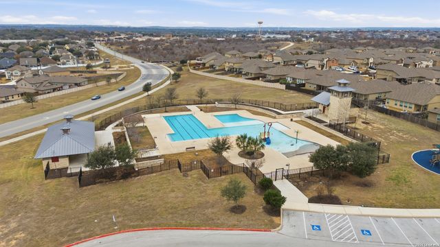 105 Blaze Moon, Cibolo, TX 78108