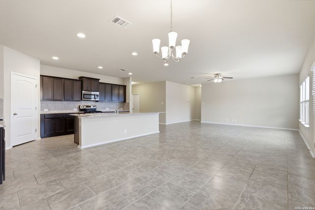 105 Blaze Moon, Cibolo, TX 78108