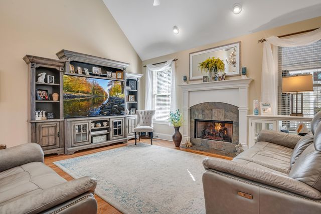 3187 Stepping Rock Drive, Apison, TN 37302