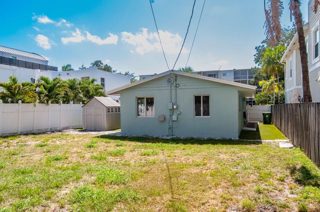 114 NE 16TH Terrace, Fort Lauderdale, FL 33301