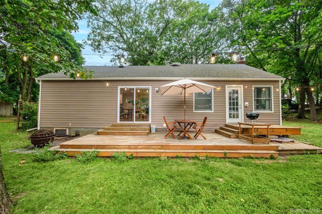 27 Glen Drive, Sound Beach, NY 11789