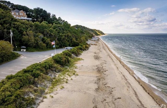 27 Glen Drive, Sound Beach, NY 11789