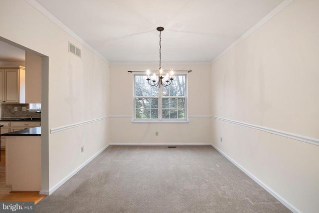 6 KILLENS POND CT, Newark, DE 19711