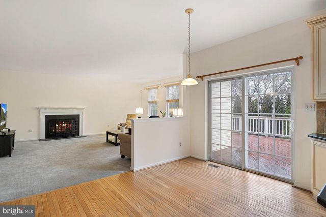 6 KILLENS POND CT, Newark, DE 19711