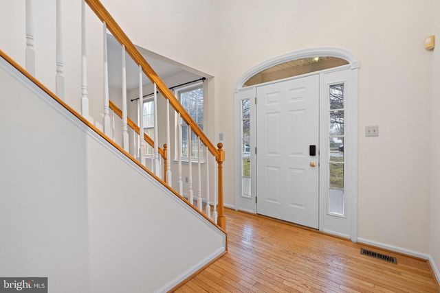 6 KILLENS POND CT, Newark, DE 19711