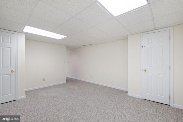 6 KILLENS POND CT, Newark, DE 19711