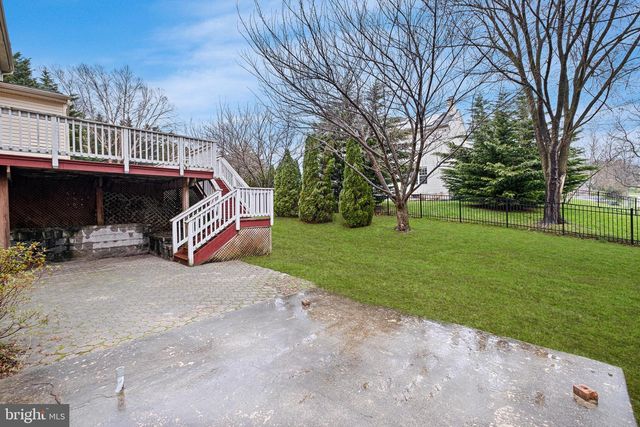 6 KILLENS POND CT, Newark, DE 19711