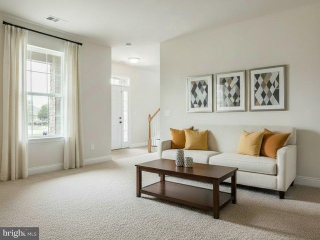 6 KILLENS POND CT, Newark, DE 19711