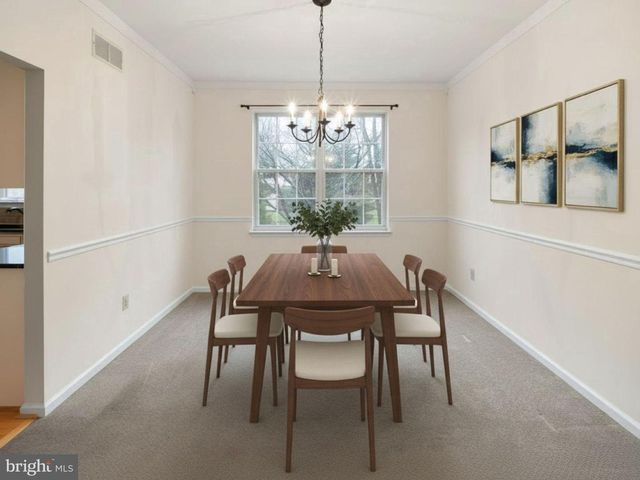 6 KILLENS POND CT, Newark, DE 19711