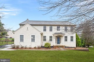 6 KILLENS POND CT, Newark, DE 19711