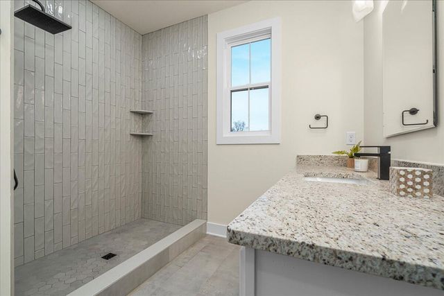 200 Maple Lawn Circle, Nicholasville, KY 40356