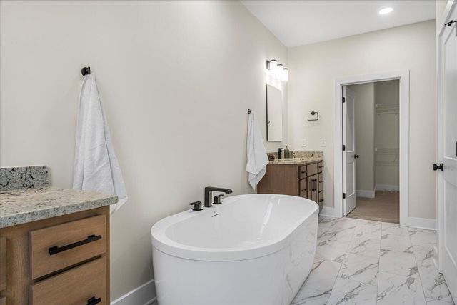 200 Maple Lawn Circle, Nicholasville, KY 40356