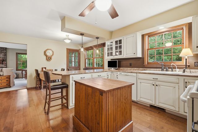 8303 54 Street, Coal Valley, IL 61240