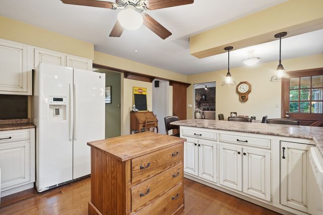 8303 54 Street, Coal Valley, IL 61240