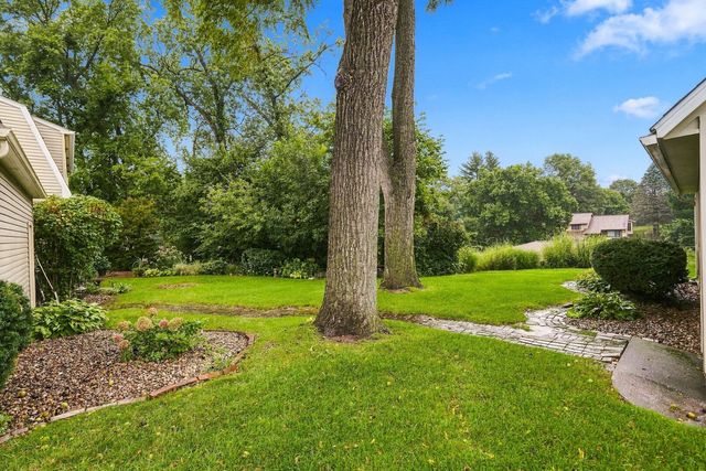 8303 54 Street, Coal Valley, IL 61240