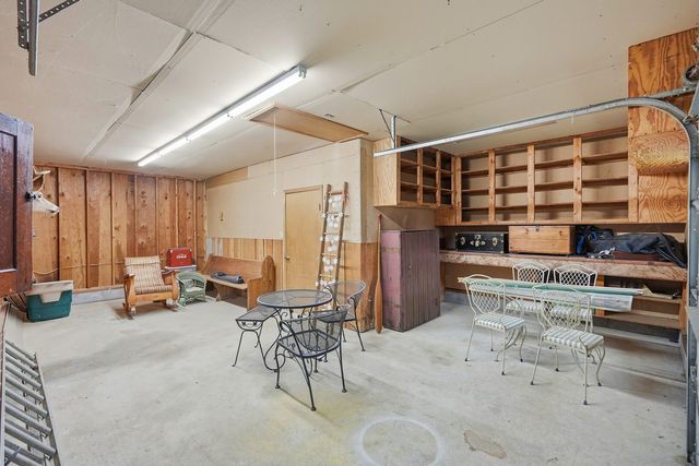 8303 54 Street, Coal Valley, IL 61240